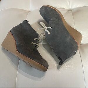 Sperry women’s Harlow Wedge chukka boot gray suede size 10